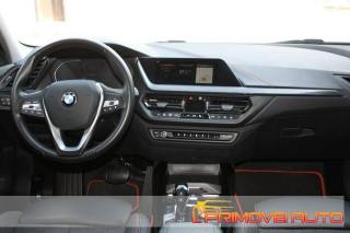 BMW Serie 1 118d 5p. Business Advantage, Anno 2021, KM 30202 - foto principale