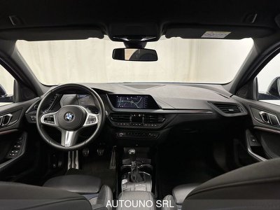 BMW X2 sDrive18i Advantage + NAVI PRO + RETROCAMERA, Anno 2020, - foto principale