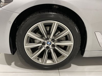 BMW Serie 5 520d aut. Luxury, Anno 2018, KM 144000 - foto principale