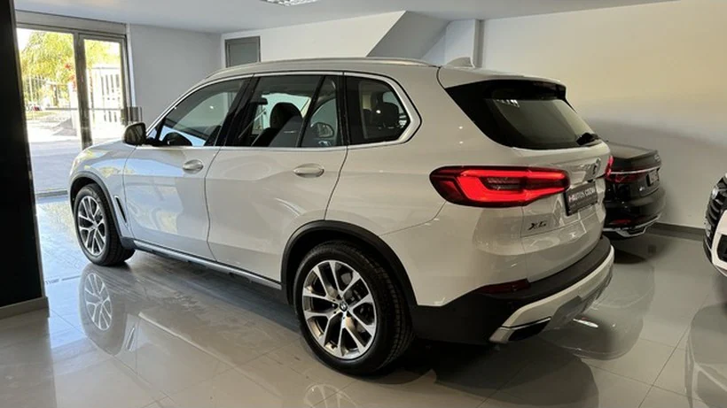 BMW X5 xDrive 30dA - foto principale