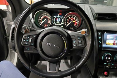 Jaguar F Pace 2.0 D 204 CV AWD aut. R Dynamic SE, Anno 2024, KM - foto principale