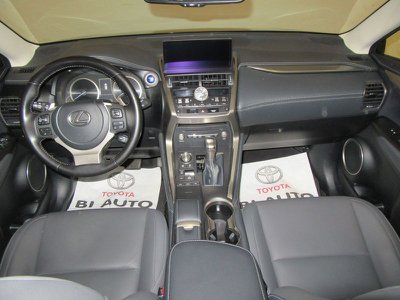 Lexus UX Full Electric UX 300e Premium, Anno 2022, KM 4700 - foto principale