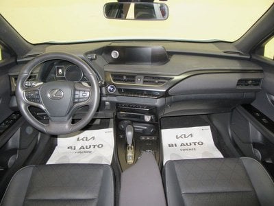 Lexus UX Full Electric UX 300e Premium, Anno 2022, KM 4700 - foto principale