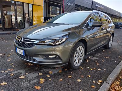 Opel Astra 1.6 Cdti 110cv Startamp;stop 5 Porte Dynamic, Anno 20 - foto principale