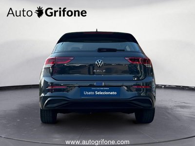 Volkswagen Golf VIII 2020 Benzina 1.5 tgi Life 130cv dsg, Anno 2 - foto principale