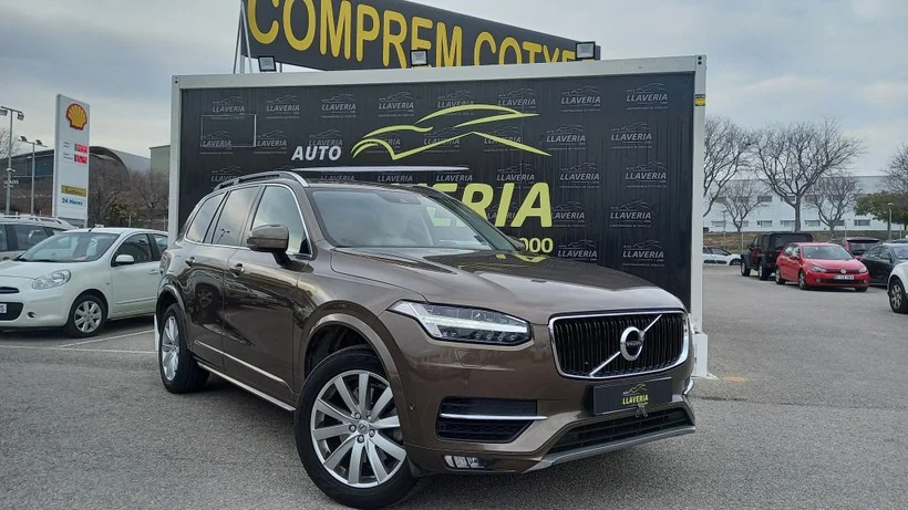 VOLVO XC90 D5 Momentum AWD 225 Aut. - foto principale